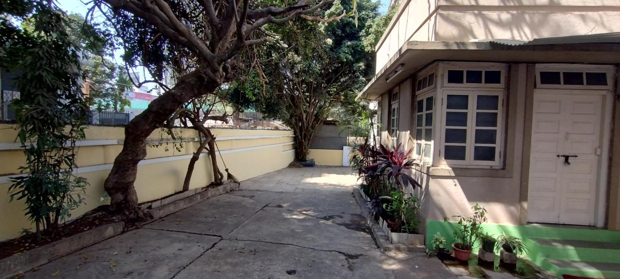Madhav Bhavan Guest House Púna Exteriér fotografie